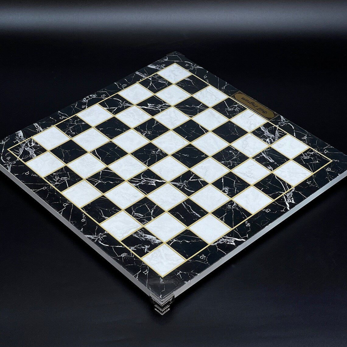 Échiquier Armurion – Le Duel des Royaumes